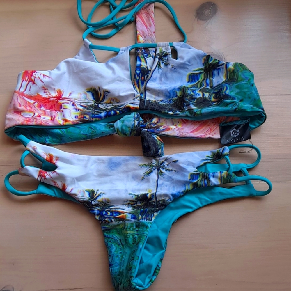 Gypsea swimwear bikini, size 8